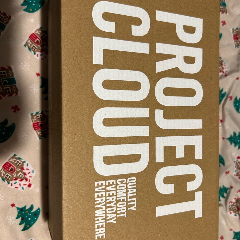 Project Cloud Women's Flats - white size 8